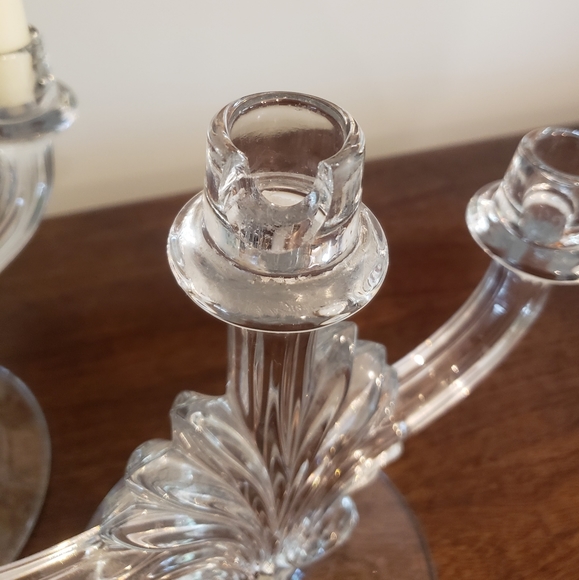 Set of 2 Fostoria Crystal Candleabras - Picture 6 of 14